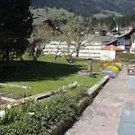 Gastehaus Treichl ゲストハウス 3*