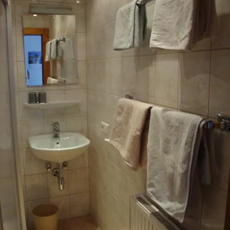 Pensjonat Gastehaus Treichl