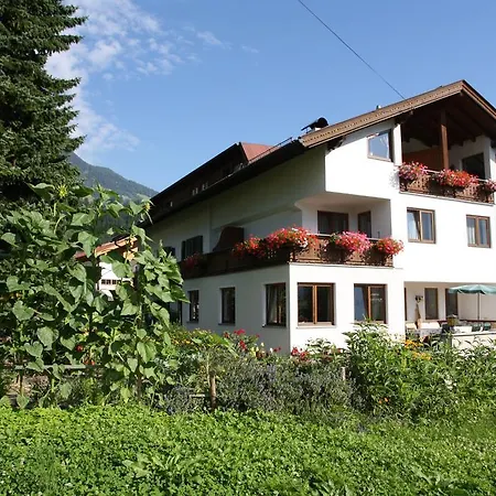 Gastehaus Treichl Pensjonat Fügen