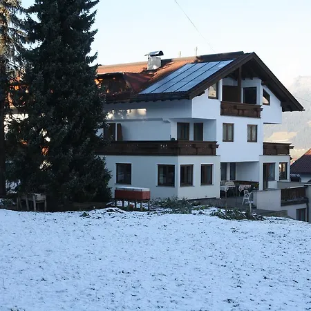 Pensjonat Gastehaus Treichl 3*